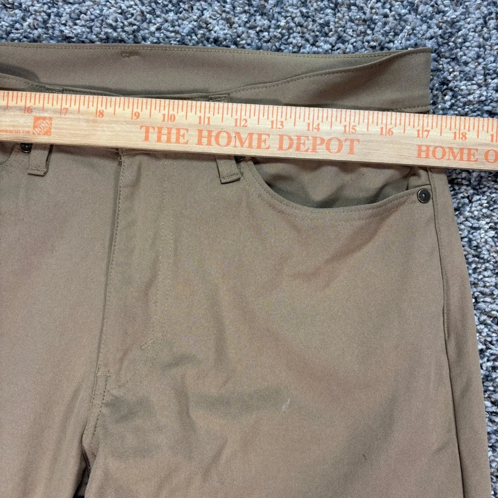 Levi's Strauss 511 Men's 34x29 Engineered for Movement Khaki Pants Slim Fit Tan